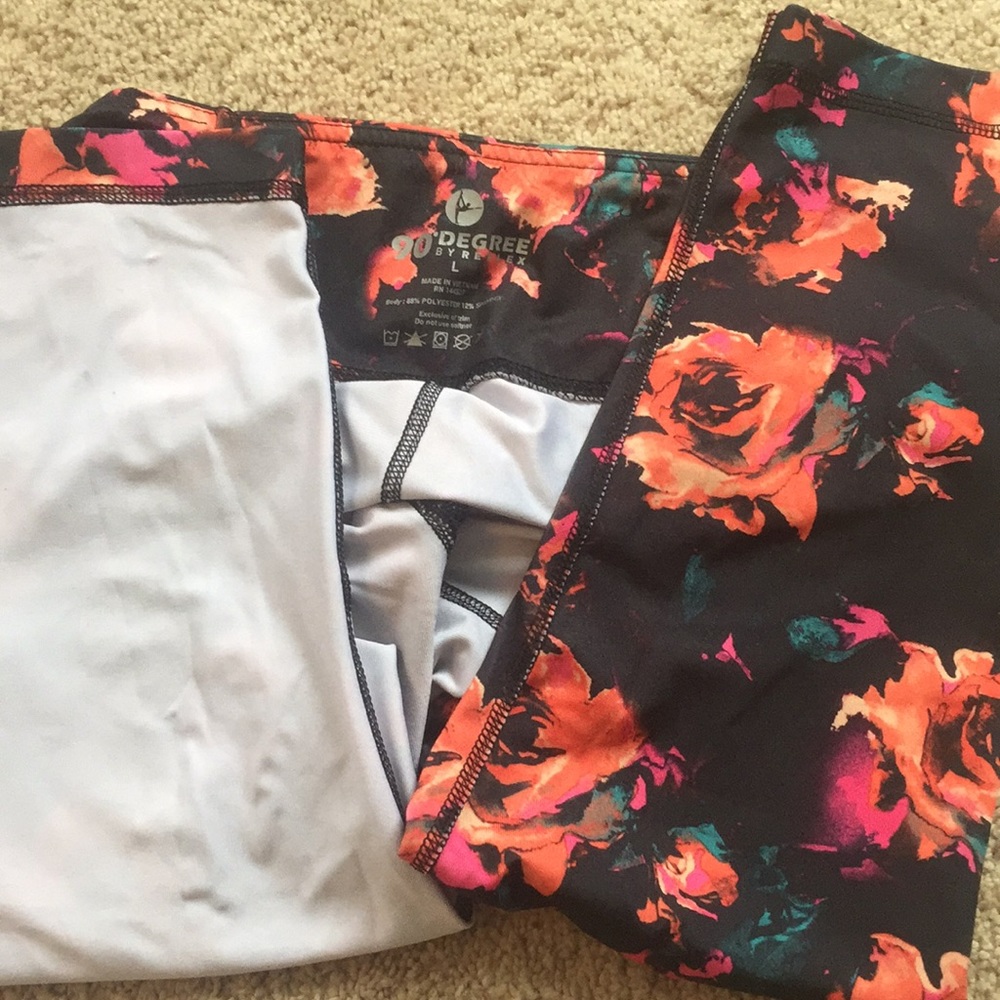 90 Degree By Reflex floral crop workout pants